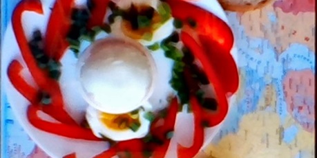 Powiększ grafikę: jajo-w-roli-glownej-przedwielkanocna-kulinarna-lekcja-plastyki-259812.jpg