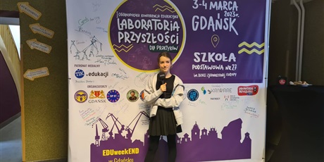 Reportaż młodych reporterek koła filmowego z I Ogólnopolskiej Konferencję Laboratoria Przyszłości dla Praktyków 